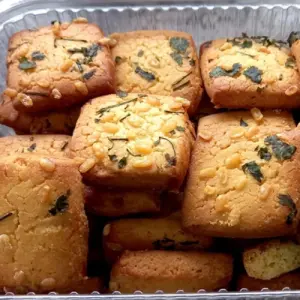 Dhaniya Moong Daal 350Gm